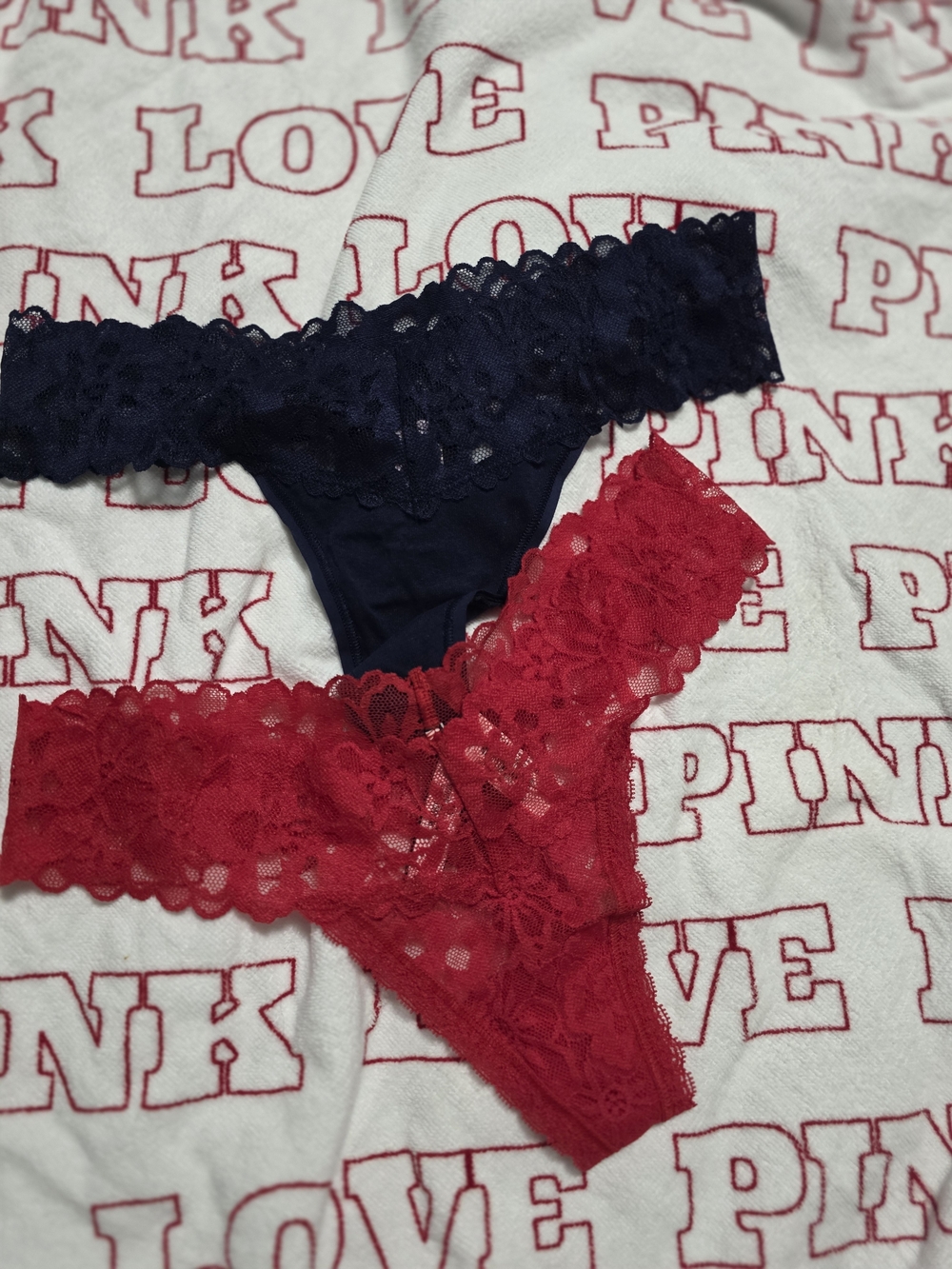 NWT Victoria's Secret Lace Seamless Thongs — Navy & Red Set